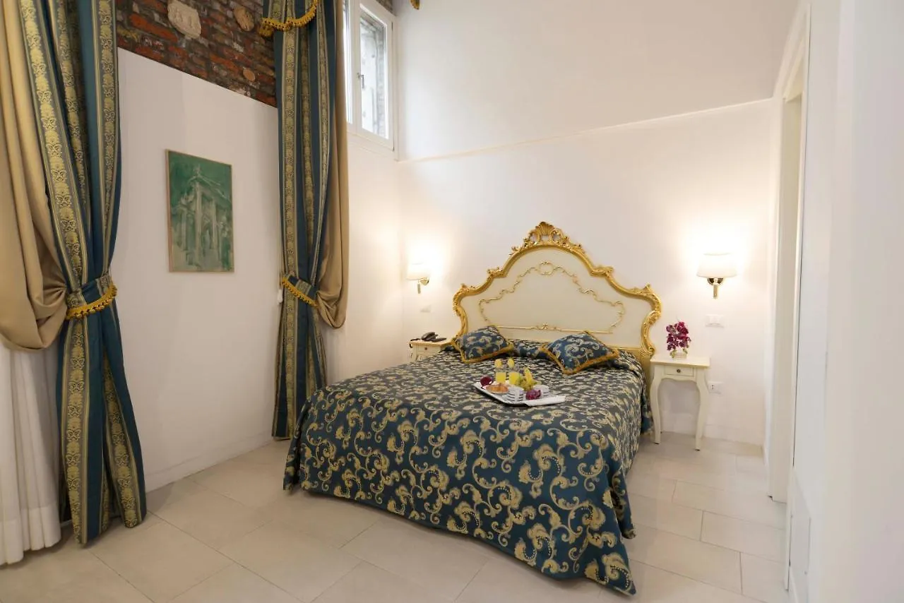 Al Mascaron Ridente Hotel Venice
